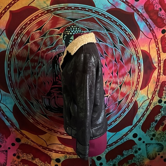 ***SOLD***🌟🌟HOST PICK🌟🌟 Jealous Tomato Jacket - Picture 3 of 16